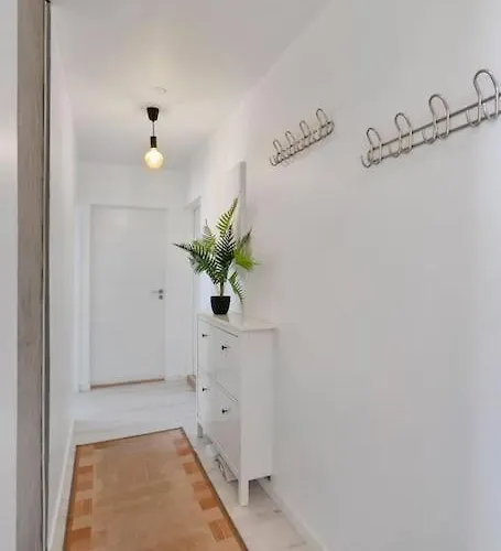 Apartment Aalesund Centrum Apartement. *